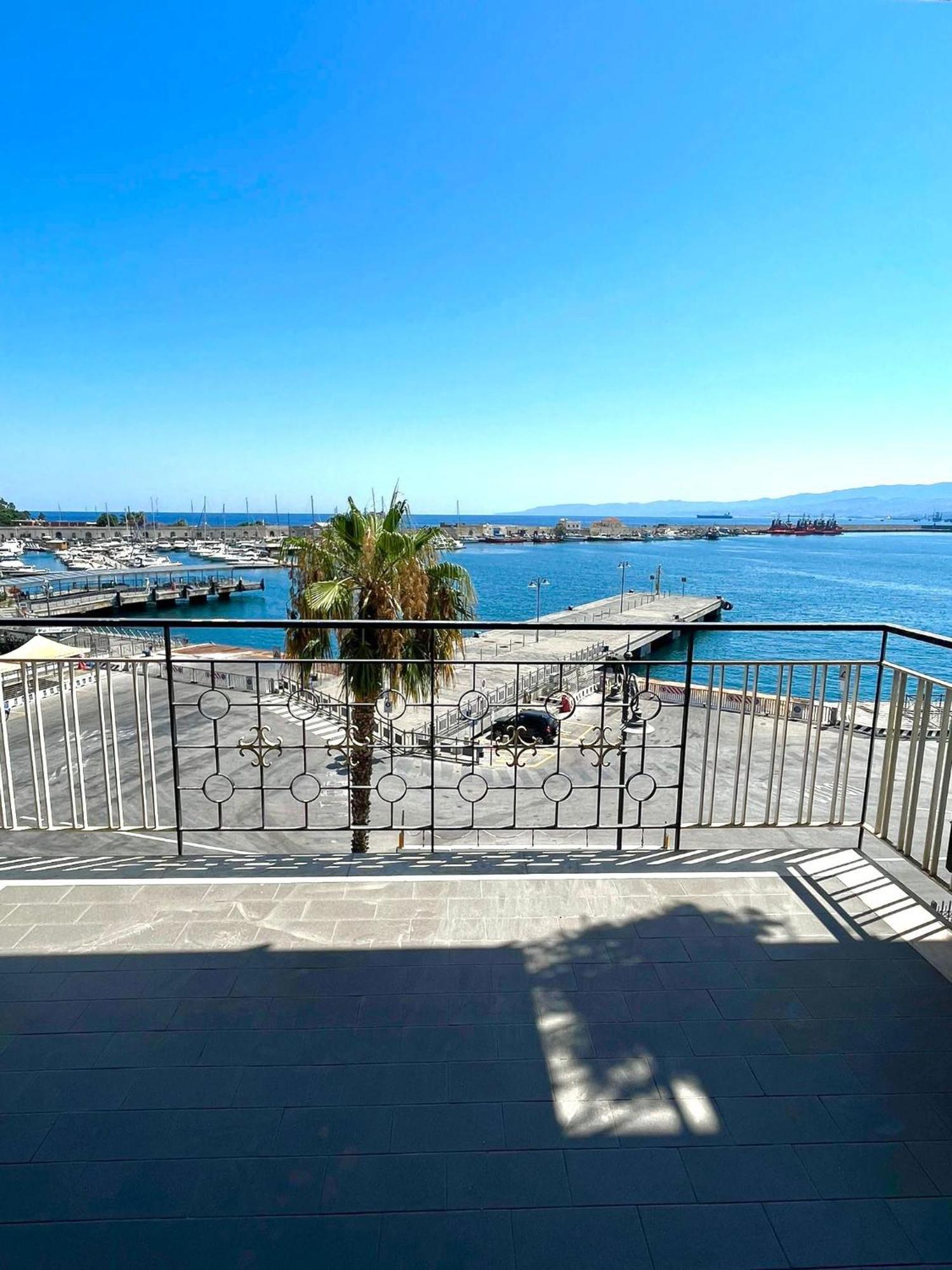 Harbor Elegance Estate Hotel Milazzo Luaran gambar